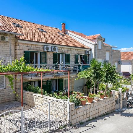 Apartments And Rooms With Parking Space Supetar, Brac - 5658 Exteriér fotografie