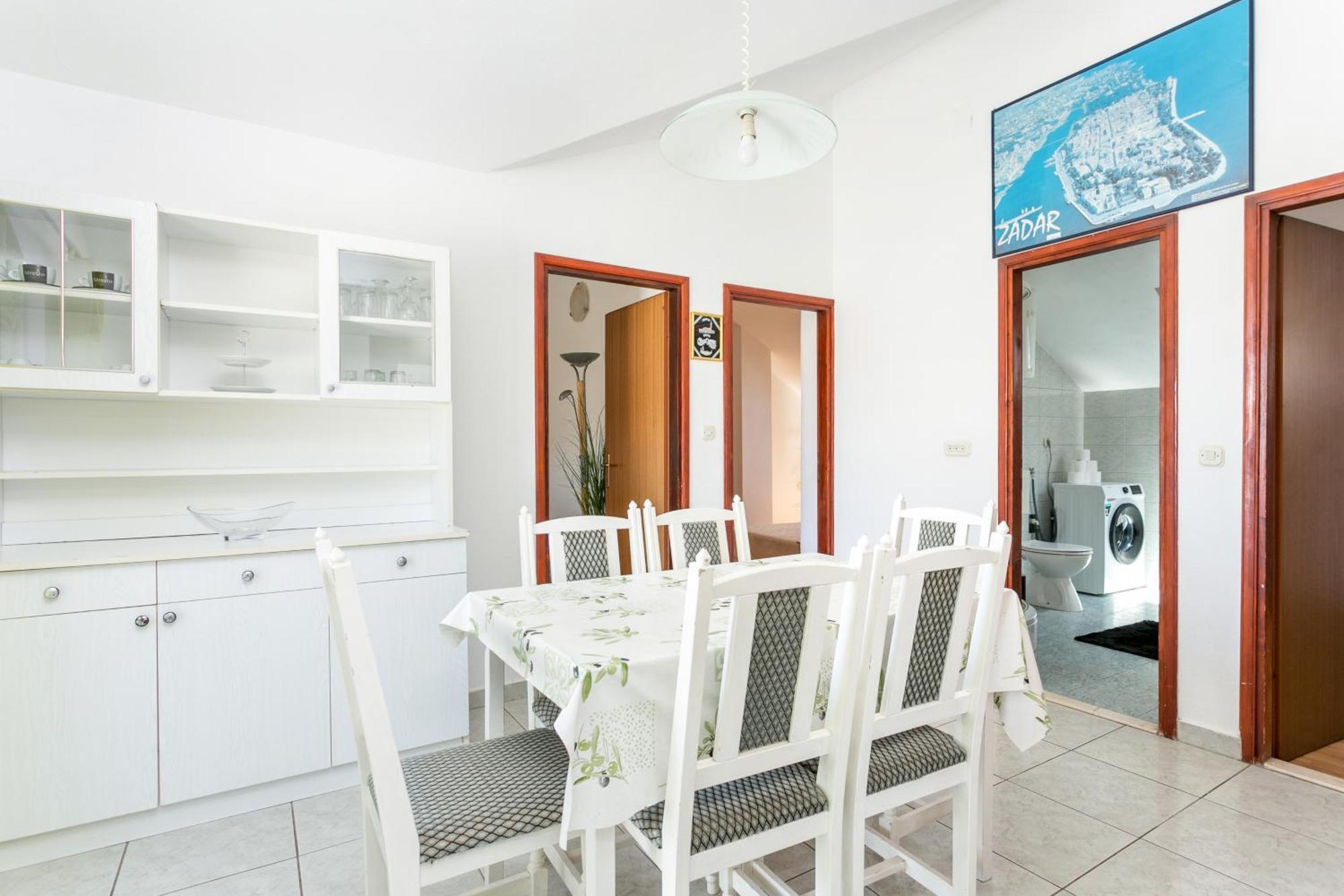 Apartments And Rooms With Parking Space Supetar, Brac - 5658 Pokoj fotografie